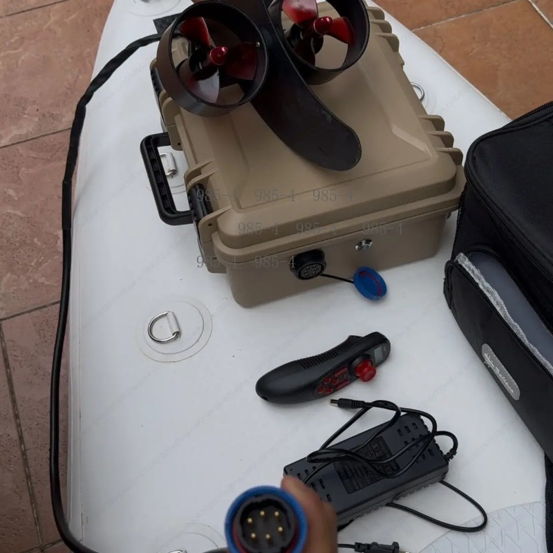 Universal Underwater Thruster  - đánh giá và giá Fishing Boat Paddle